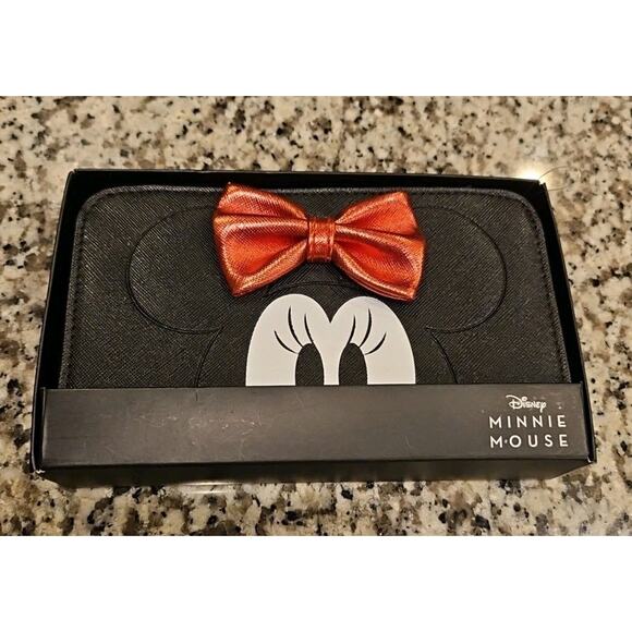 New Disney Minnie Mouse Wallet - Picture 8 of 9